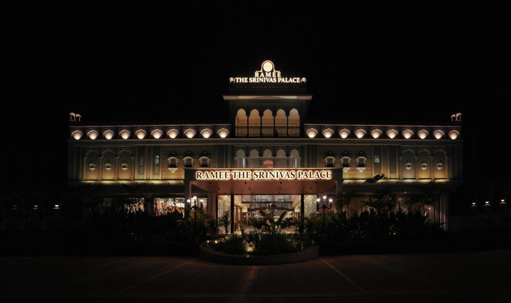 Ramee The Srinivas Palace Бгудж Екстер'єр фото